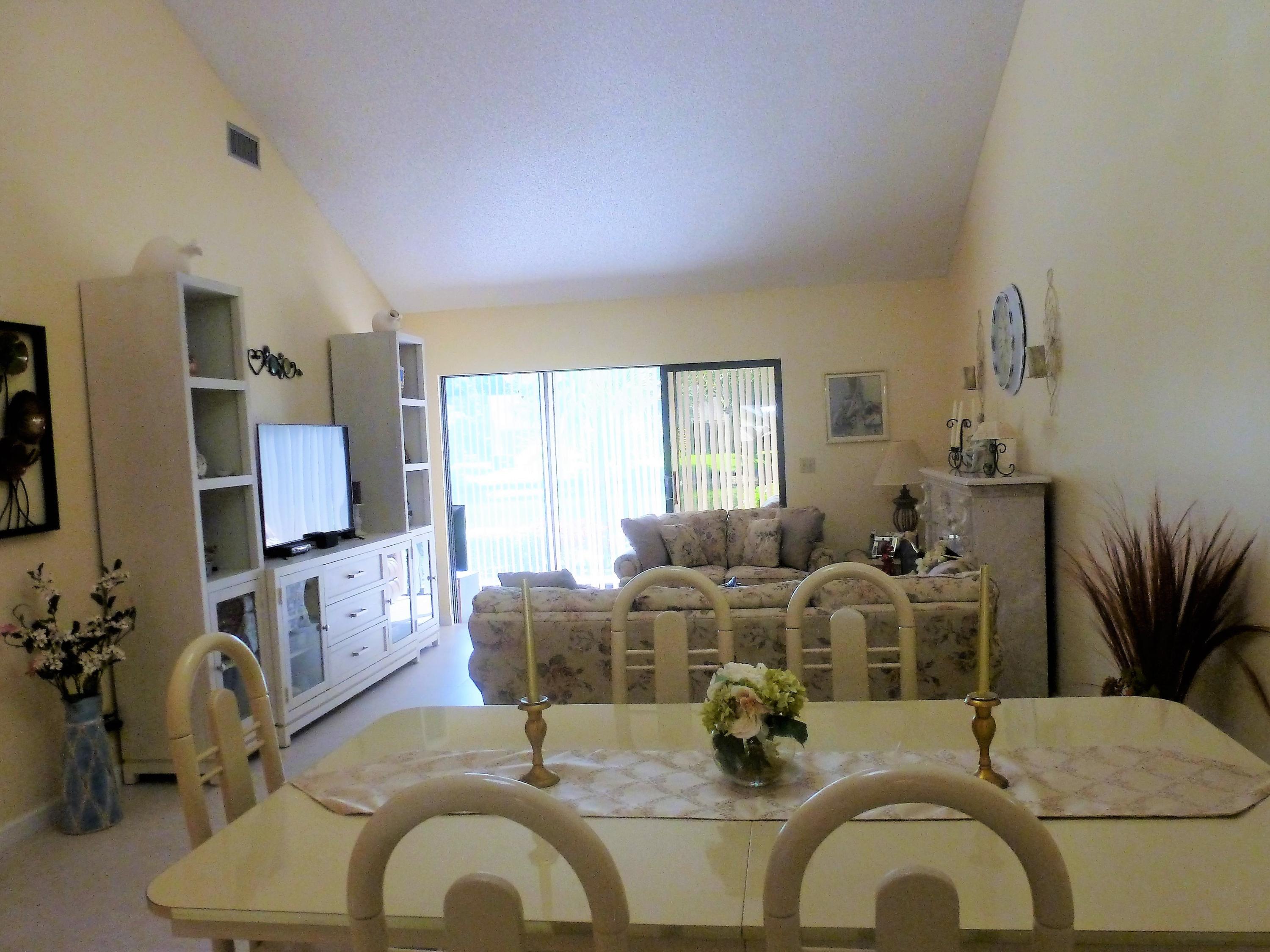 10926 Lake Front Place Boca Raton, FL 33498 - Photo 13 of 33 LIVING/DINING ROOM