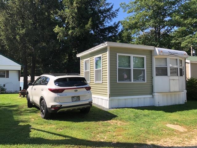 24 Dock Road, Unit 15 Gilford, NH 03249 - Photo 2 of 37