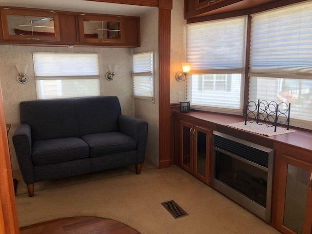 24 Dock Road, Unit 15 Gilford, NH 03249 - Photo 6 of 37