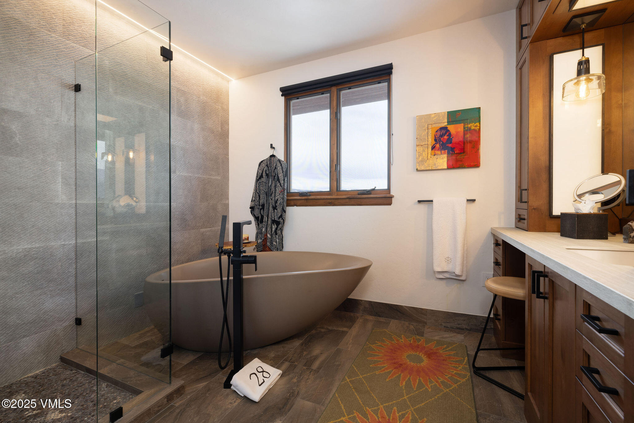 751 Singletree Road, Unit 28 Edwards, CO 81632 - Photo 9 of 20 a bathroom with a sink and mirror with toilet