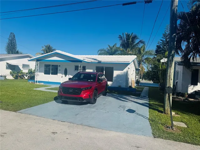 $2,525 | 1869 Northwest 45th Court, Tamarac, FL 33309