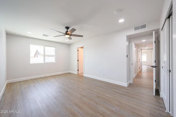 $2,995 | 11202 North 43rd Drive, Glendale, AZ 85304