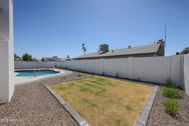 $2,995 | 11202 North 43rd Drive, Glendale, AZ 85304