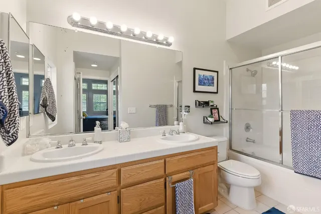 $890,000 | 633 Swallowtail Court, Brisbane, CA 94005