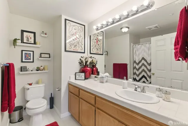 $890,000 | 633 Swallowtail Court, Brisbane, CA 94005