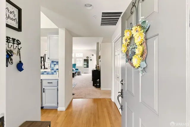 $890,000 | 633 Swallowtail Court, Brisbane, CA 94005