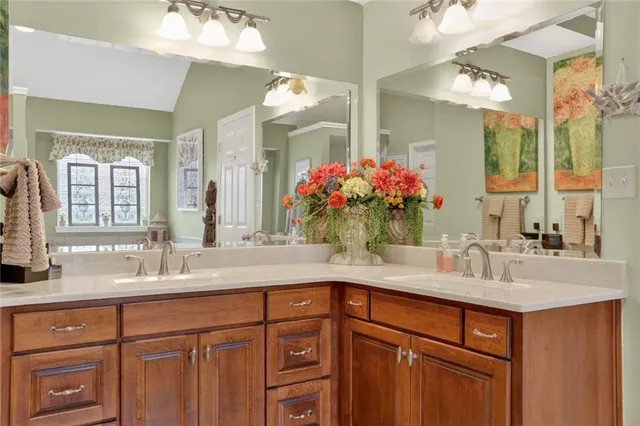 $335,000 | 19200 East 19th St Court South, Independence, MO 64057