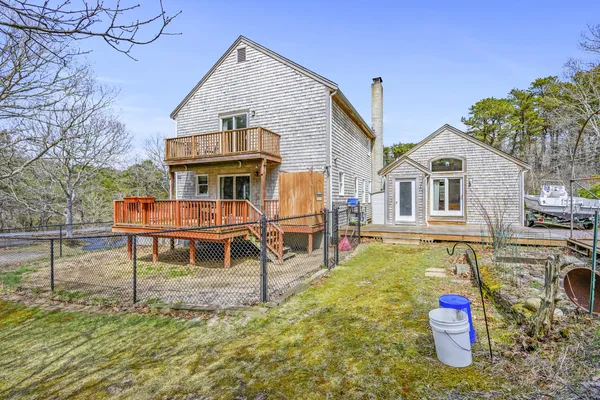 $1,100,000 | 2 Short Lots Lane, Truro, MA 02666