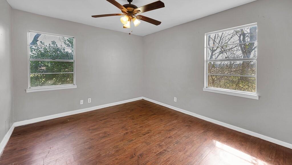 201 Old Steinbeck Road Waco, TX 76708 - Photo 14 of 33