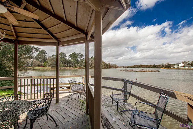 $2,150 | 1509 Stanford Avenue, Unit A3, Baton Rouge, LA 70808