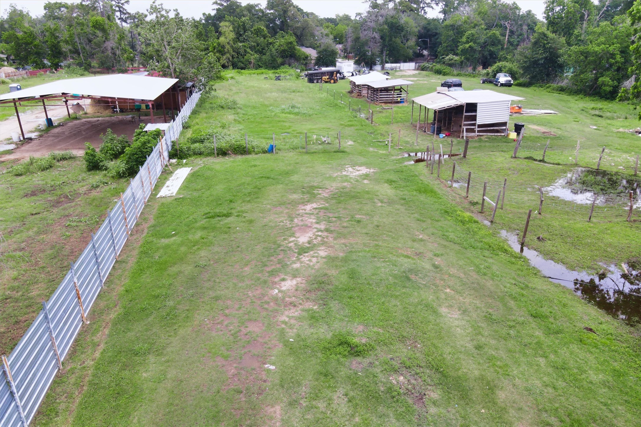 2216 Wilburforce Street Houston, TX 77091 - Photo 2 of 20