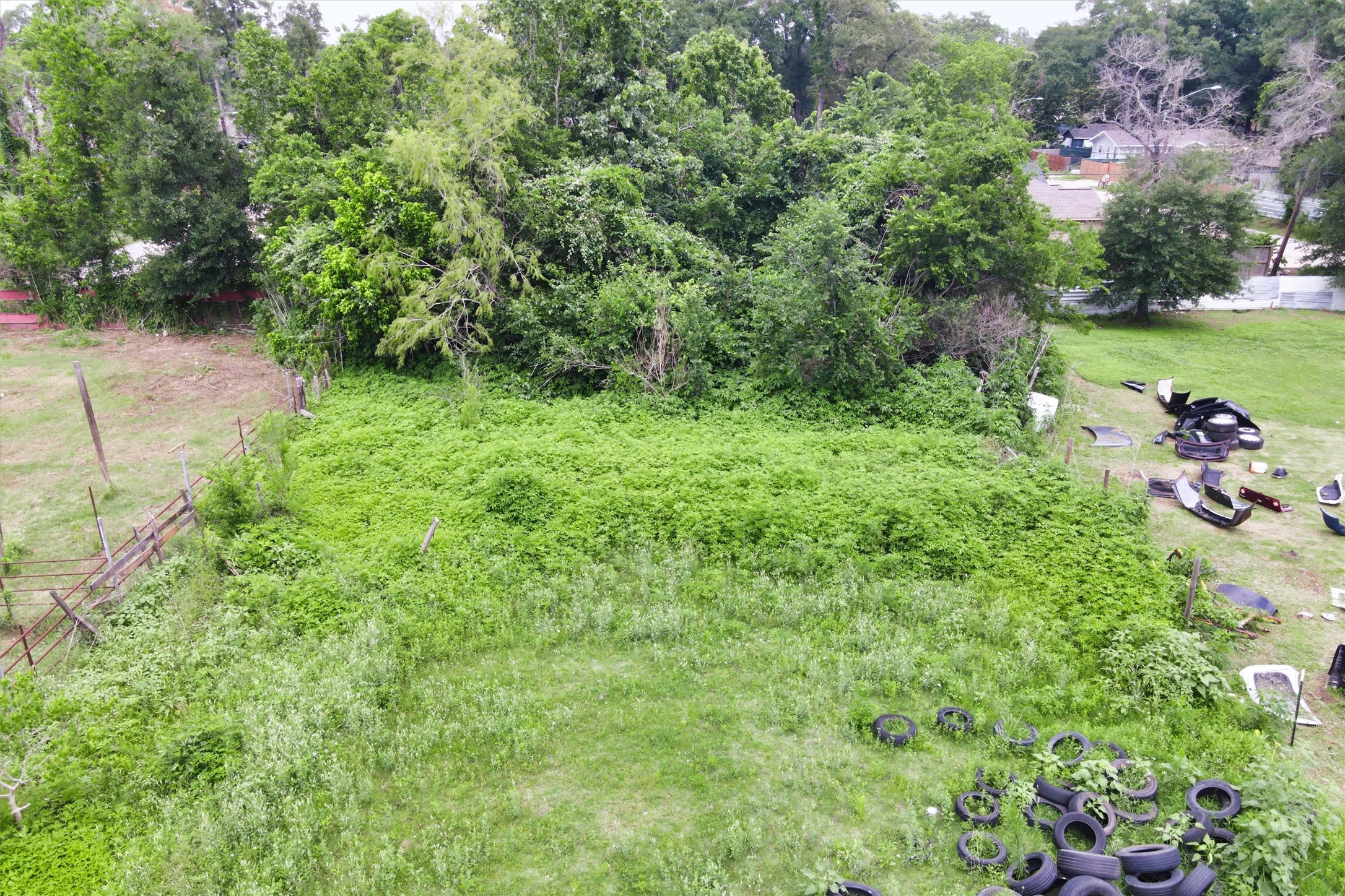 2216 Wilburforce Street Houston, TX 77091 - Photo 9 of 20