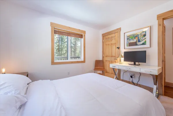 $750,000 | 50638 Hemlock Court, Soda Springs, CA 95728