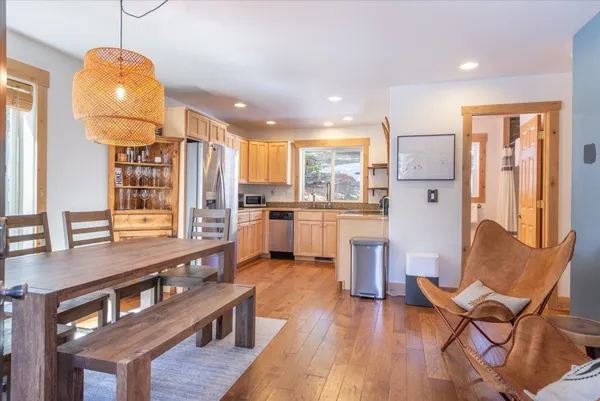 $750,000 | 50638 Hemlock Court, Soda Springs, CA 95728