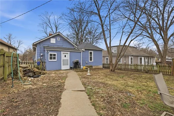 $169,900 | 816 Pottawatomie Street, Leavenworth, KS 66048