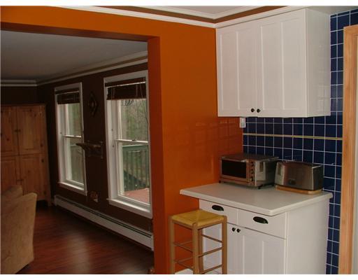 67 Old Brunswick Road Freeport, ME 04032 - Photo 9 of 24 Kitchen.