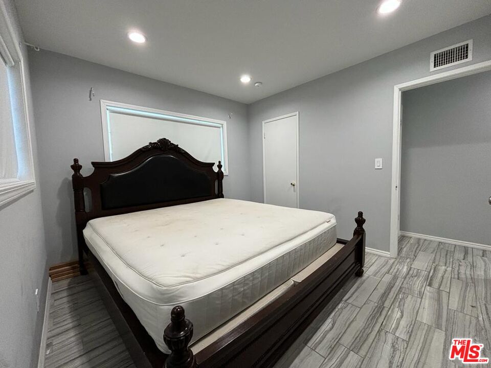 14657 Novice Street Panorama City, CA 91402 - Photo 6 of 18