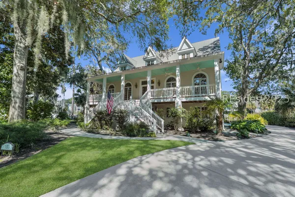 $1,799,999 | 100 Harbour Passage, Hilton Head Island, SC 29926