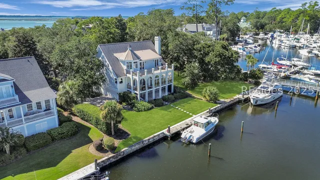 $2,000,000 | 100 Harbour Passage, Hilton Head Island, SC 29926