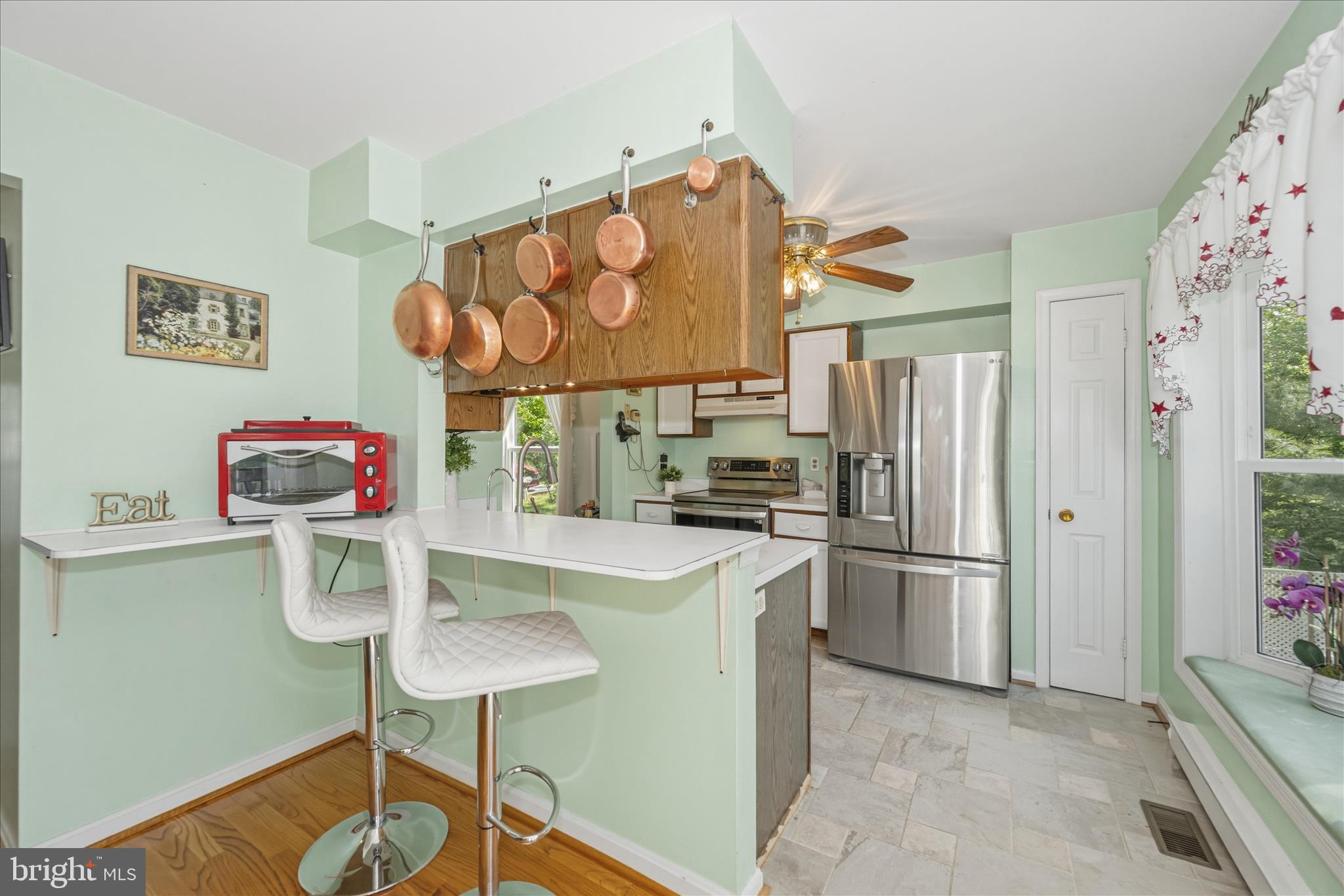 6594 Hemlock Point Road New Market, MD 21774 - Photo 30 of 98 Kitchen
