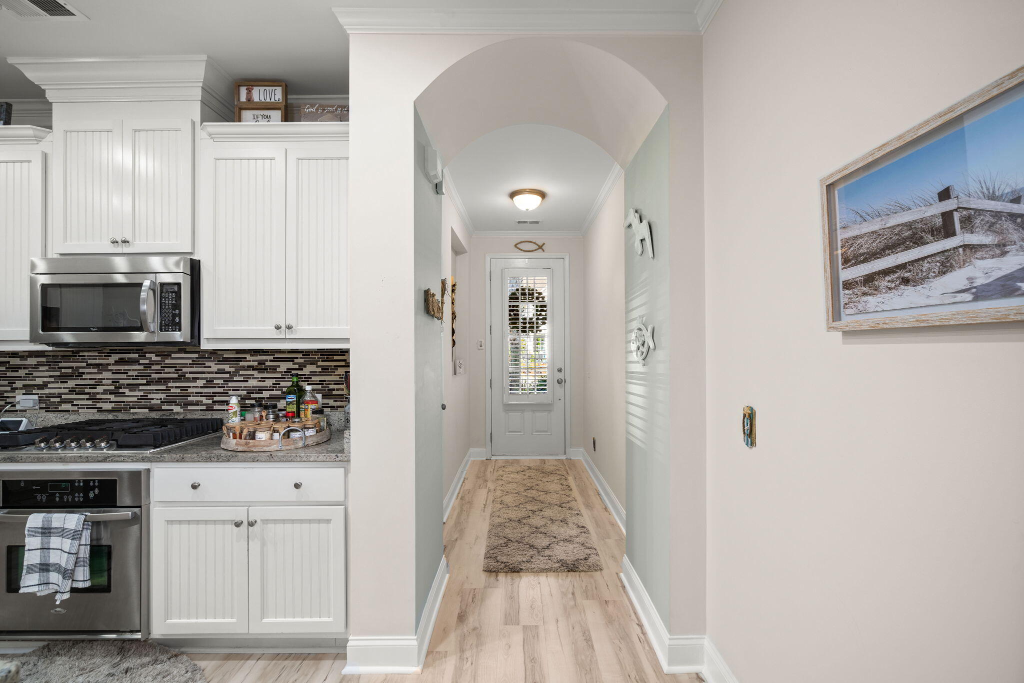 2008 Kings Gate Lane Mount Pleasant, SC 29466 - Photo 6 of 40 foyer to kitchen