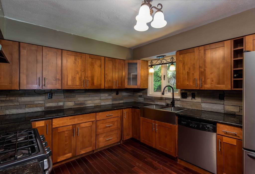 6786 Standing Boy Road Columbus, GA 31904 - Photo 6 of 40 Gallery Image 6