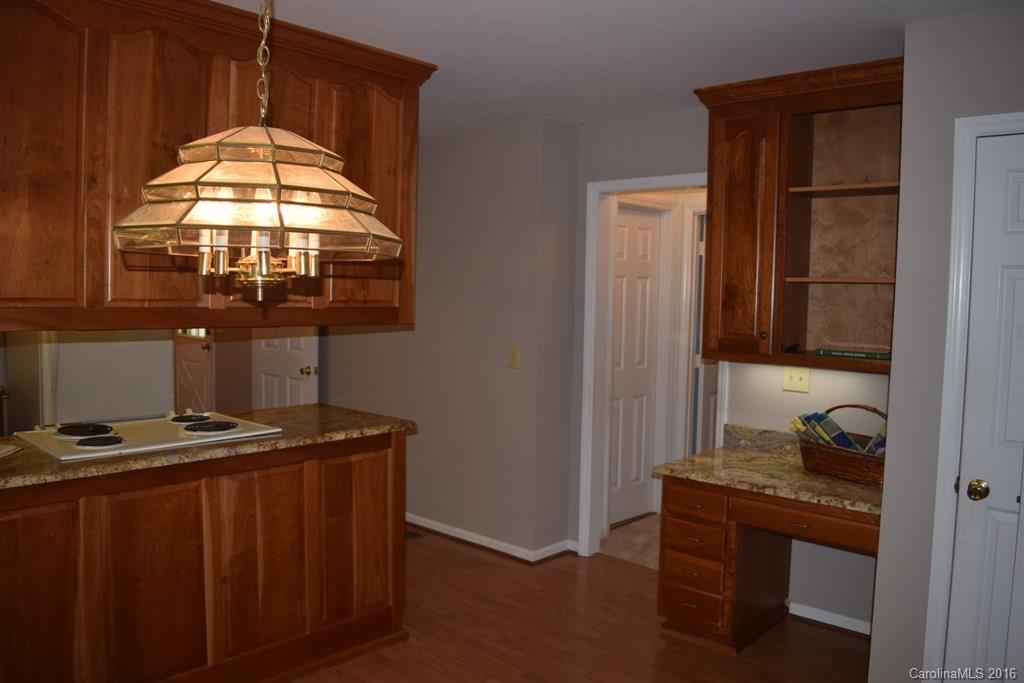 10933 Painted Tree Road Charlotte, NC 28226 - Photo 9 of 17 Gallery Image 9
