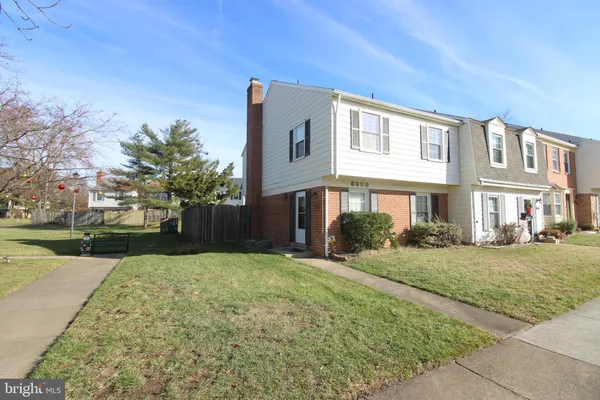 $2,700 | 6609 Indian Trail Court, Alexandria, VA 22310