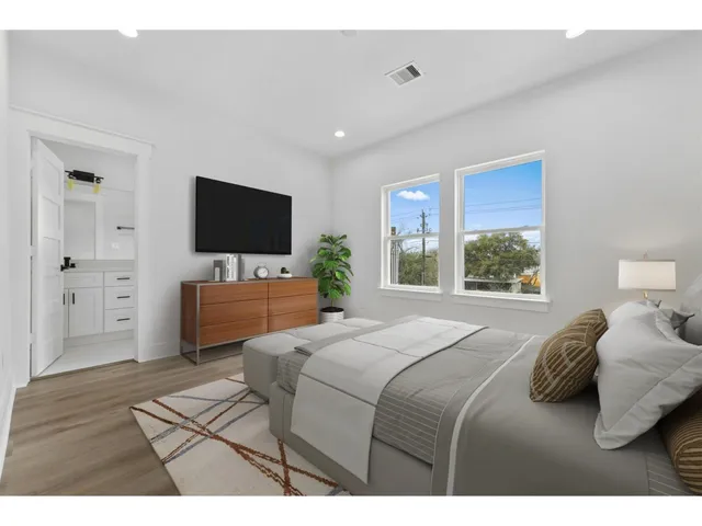 $429,999 | 5518 Cortlandt Street, Unit A, Houston, TX 77076