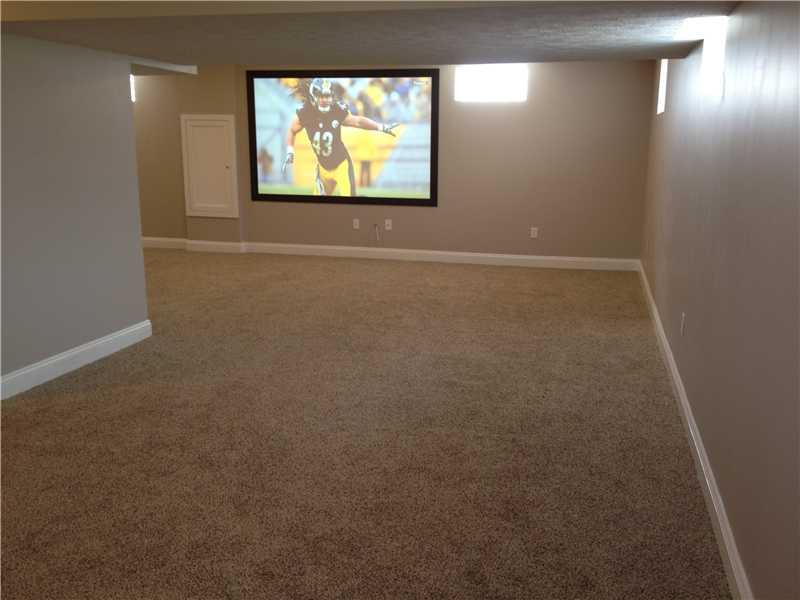 125 Mowry Road Monaca, PA 15061 - Photo 17 of 22 Family Room.