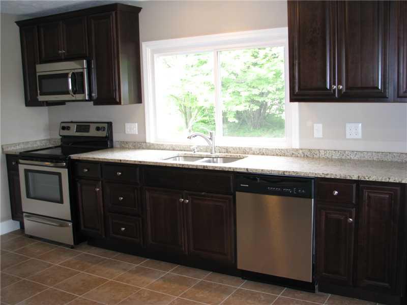 125 Mowry Road Monaca, PA 15061 - Photo 3 of 22 Kitchen.