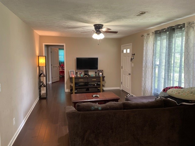 408 Oakwood Road Tullahoma, TN 37388 - Photo 13 of 29 Gallery Image 13