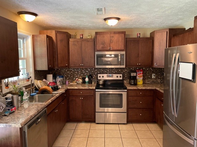 408 Oakwood Road Tullahoma, TN 37388 - Photo 18 of 29 Gallery Image 18