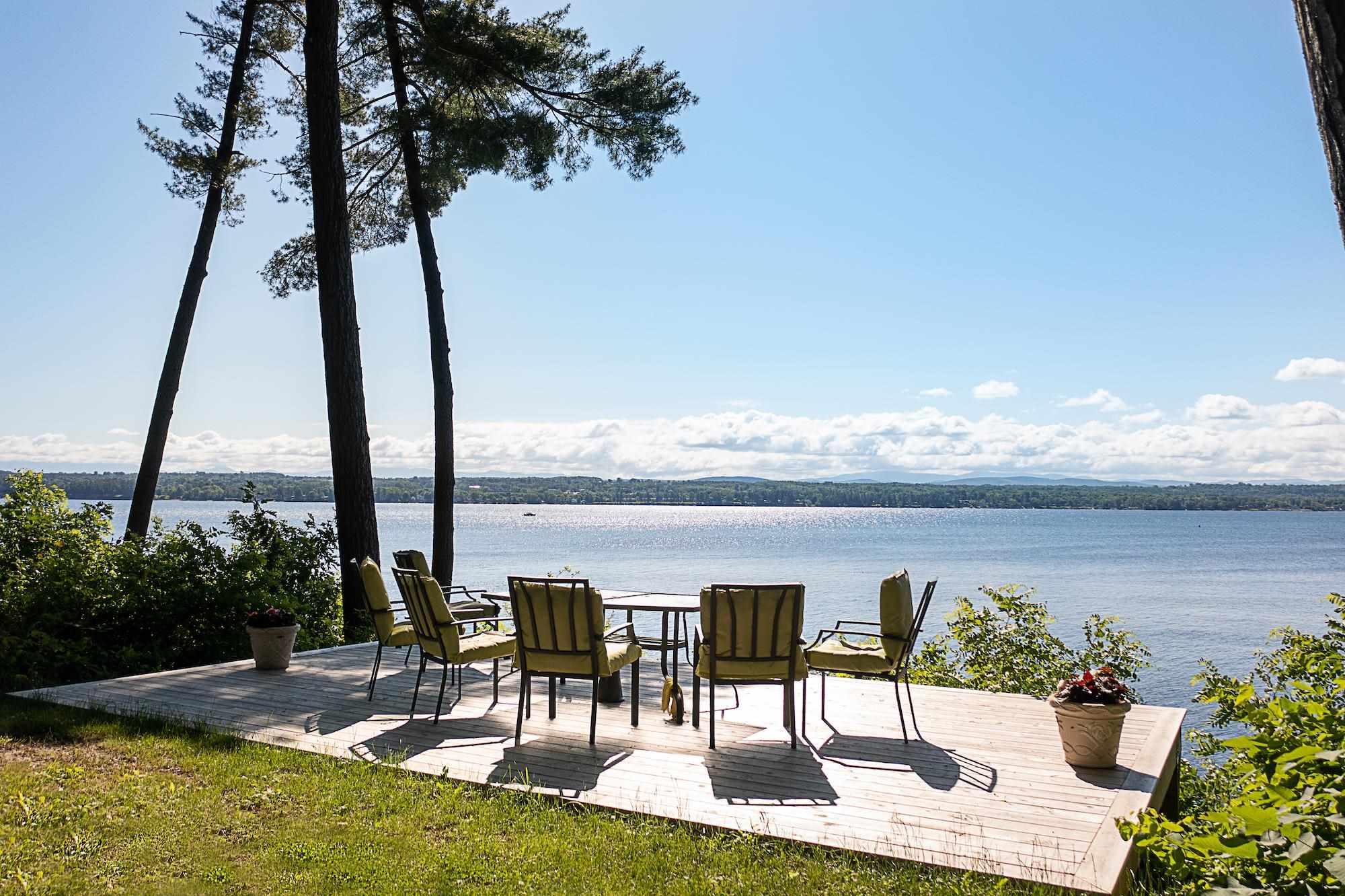 3984 Harbor Road Shelburne, VT 05482 - Photo 2 of 37