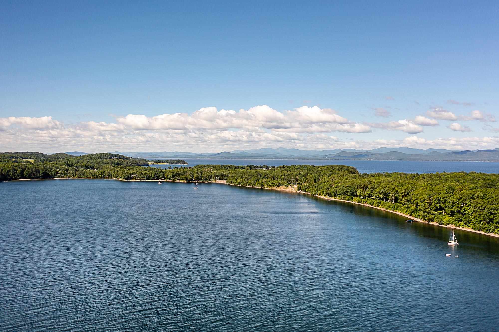 3984 Harbor Road Shelburne, VT 05482 - Photo 12 of 37