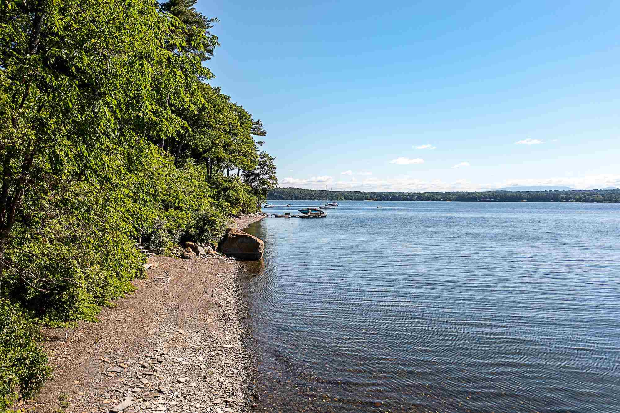 3984 Harbor Road Shelburne, VT 05482 - Photo 4 of 37