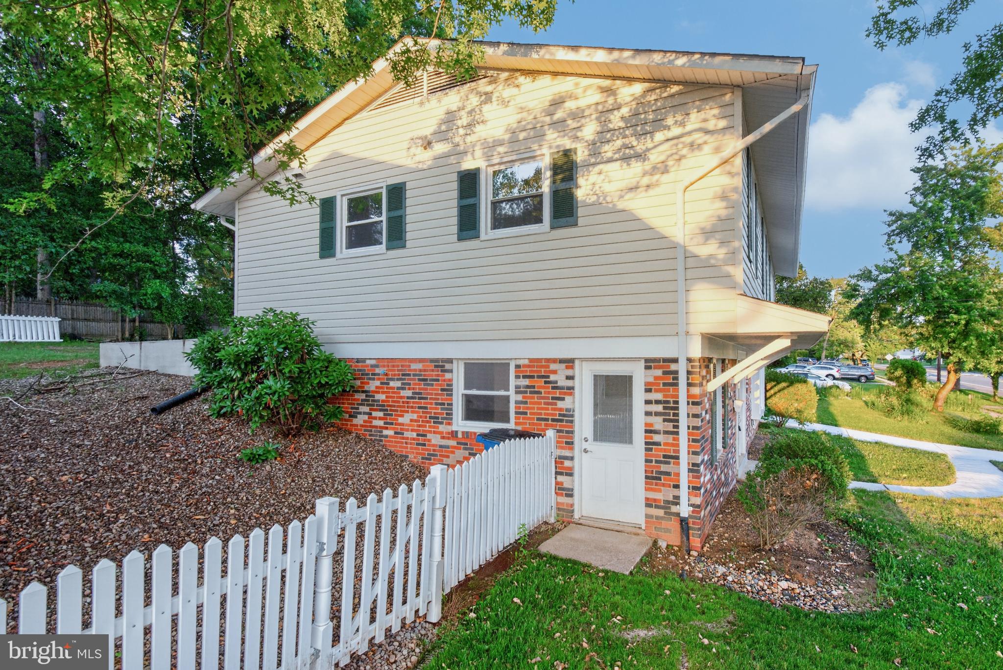 4305 Bel Pre Road Rockville, MD 20853 - Photo 2 of 53
