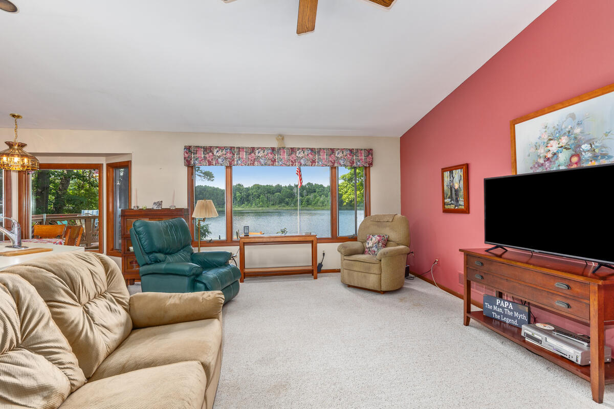 730 West Evergreen Road Sidney, MI 48885 - Photo 6 of 36 730-Evergreen_008