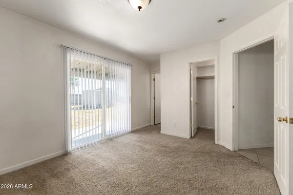 a view of livingroom with furniture