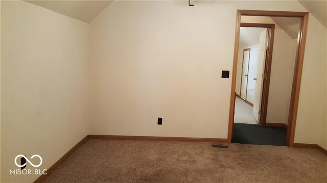 $750 | 325 South East Street, Lebanon, IN 46052