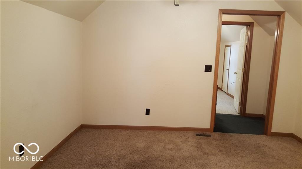 325 South East Street Lebanon, IN 46052 - Photo 4 of 11