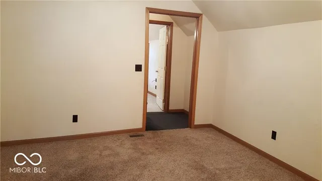 $750 | 325 South East Street, Lebanon, IN 46052