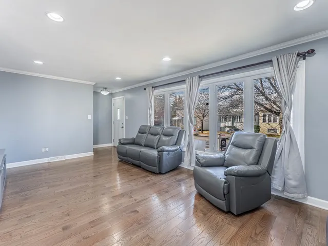 $490,000 | 3507 North Narragansett Avenue, Chicago, IL 60634