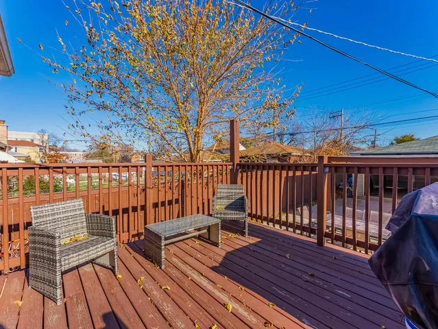 $490,000 | 3507 North Narragansett Avenue, Chicago, IL 60634