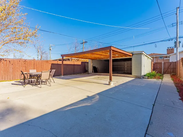 $490,000 | 3507 North Narragansett Avenue, Chicago, IL 60634