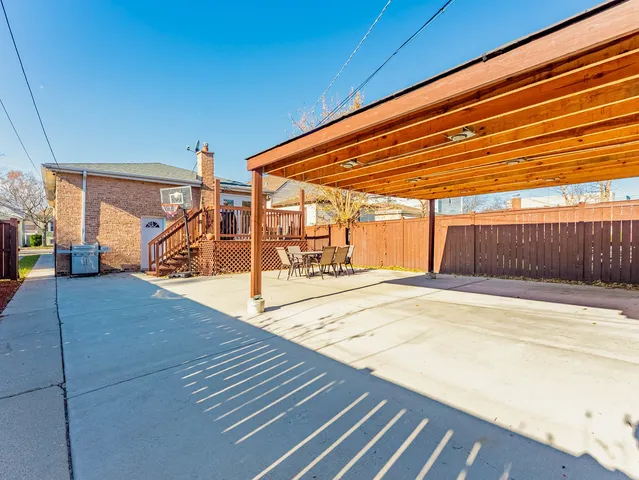 $490,000 | 3507 North Narragansett Avenue, Chicago, IL 60634