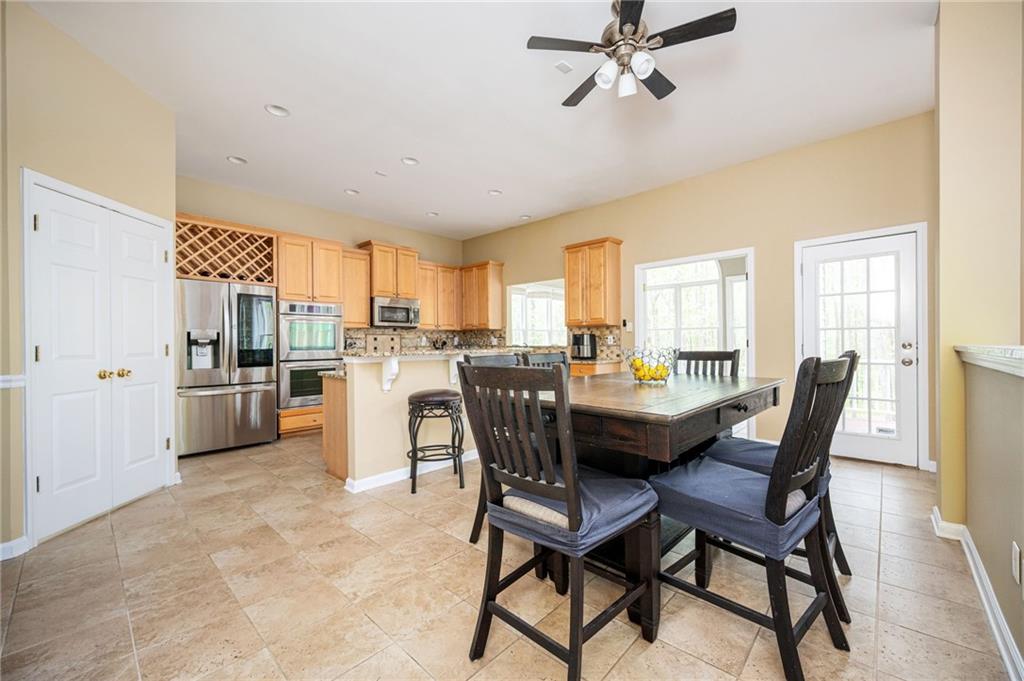 1050 Longpointe Pass Alpharetta, GA 30005 - Photo 19 of 48