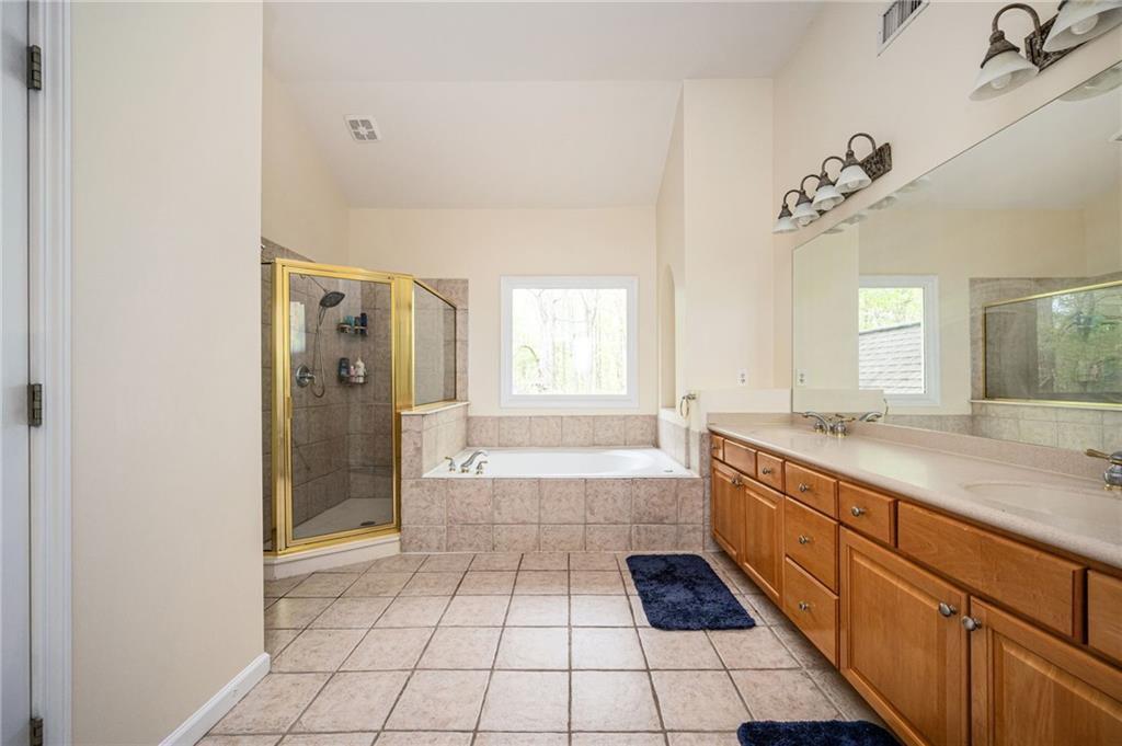 1050 Longpointe Pass Alpharetta, GA 30005 - Photo 27 of 48