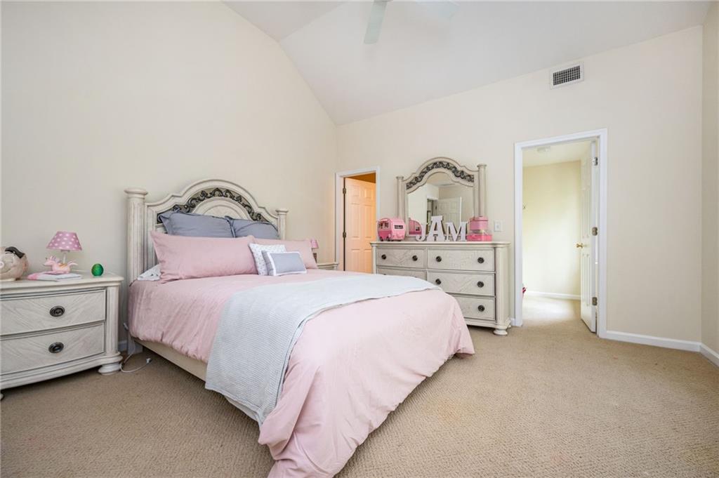 1050 Longpointe Pass Alpharetta, GA 30005 - Photo 28 of 48