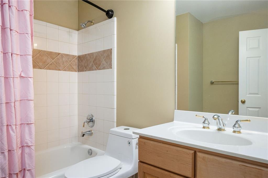 1050 Longpointe Pass Alpharetta, GA 30005 - Photo 30 of 48